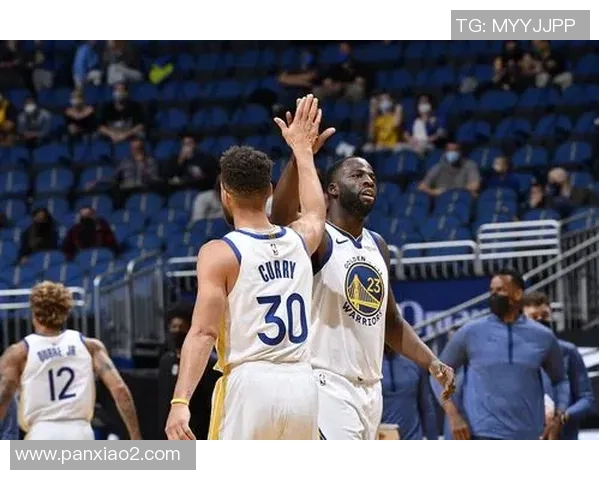 201711魔术对勇士精彩直播回顾与赛后分析全记录