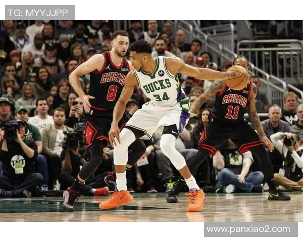 2020年NBA季后赛魔术与雄鹿激战回顾及精彩瞬间分析