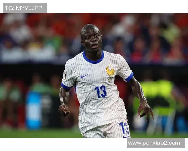 拉科鲁尼亚迎战米兰精彩对决展现欧洲足球魅力与激情