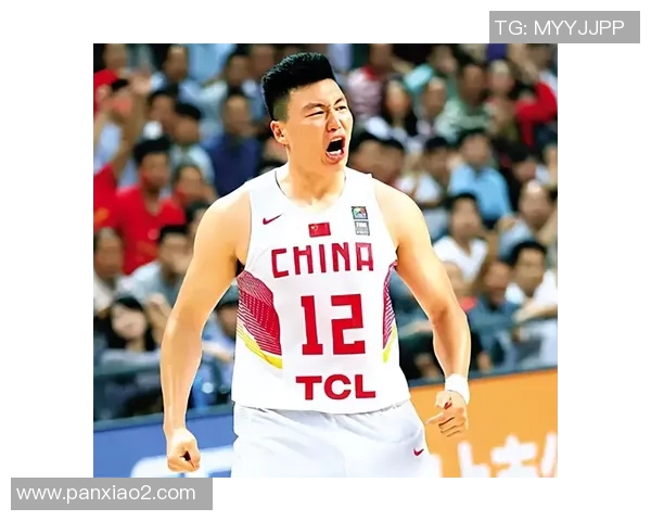 李根：从篮球新星到职业生涯的蜕变与坚持之路