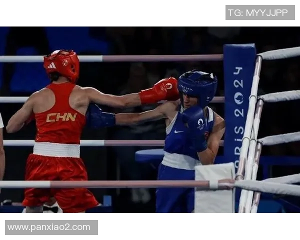 沙迦足球队迎战柏斯波利斯全力争胜展现实力与激情的巅峰对决