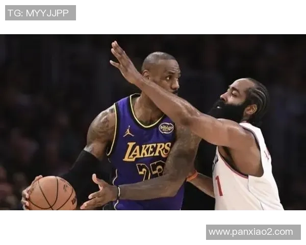 湖人对决快船赛前分析与胜负预测深度解读