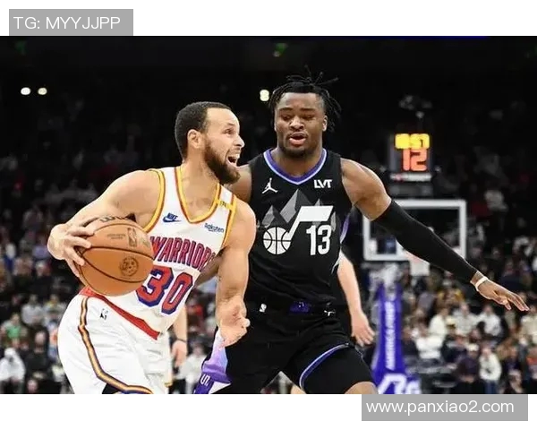 2021年NBA赛程勇士对阵爵士精彩回顾与赛果分析